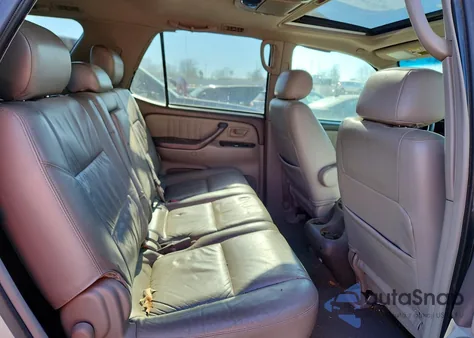 2003 Toyota Sequoia Limited z USA, uszkodzony, nr VIN 5TDBT48A53S203987